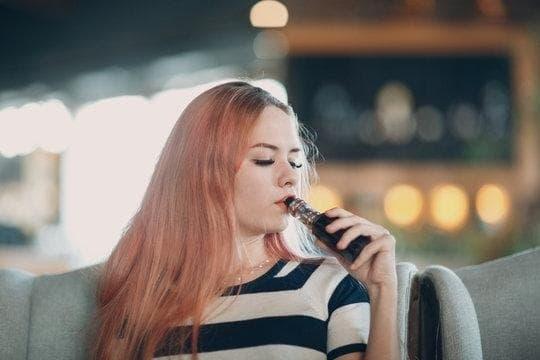 Vape risks and answers - do e cigarettes cause lung cancer and what Vape users need to know