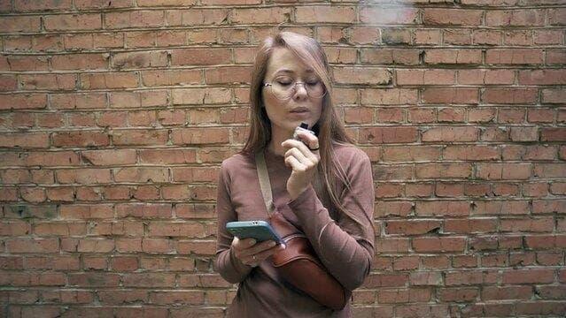 Insider Guide to nhà cái uy tin for Vietnamese Players and How the price of electronic cigarette Influences Vaping Habits