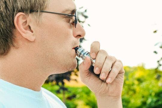 IBvape E-Zigaretten - do electronic cigarettes cause acne and how vapers can reduce breakouts