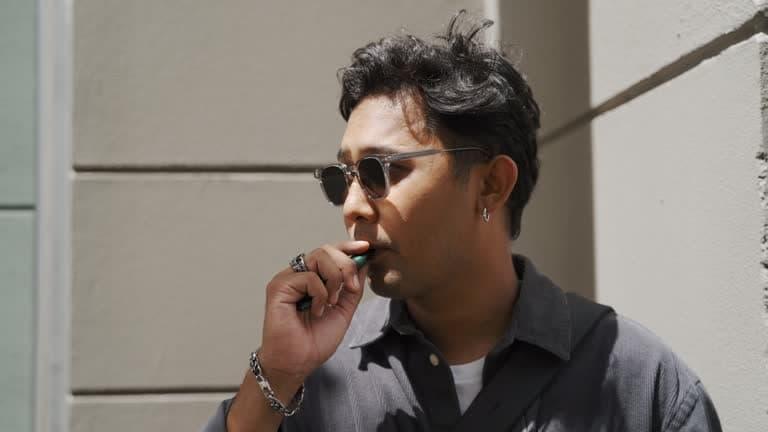 IBVAPE usb rechargeable electronic cigarette lighter buying guide and hands-on review with IBVAPE maintenance tips